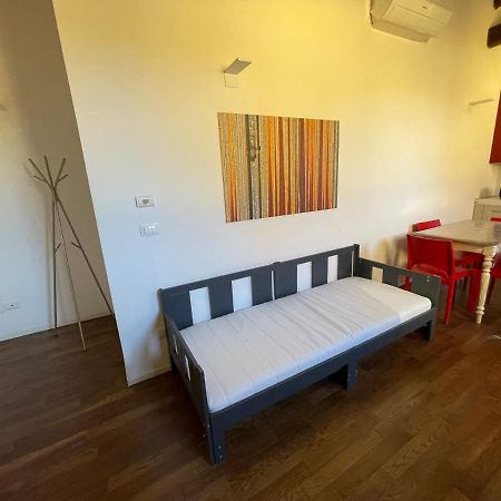 Red Appartamento Immerso Tra Le Mura Bolognesi Ngoại thất bức ảnh